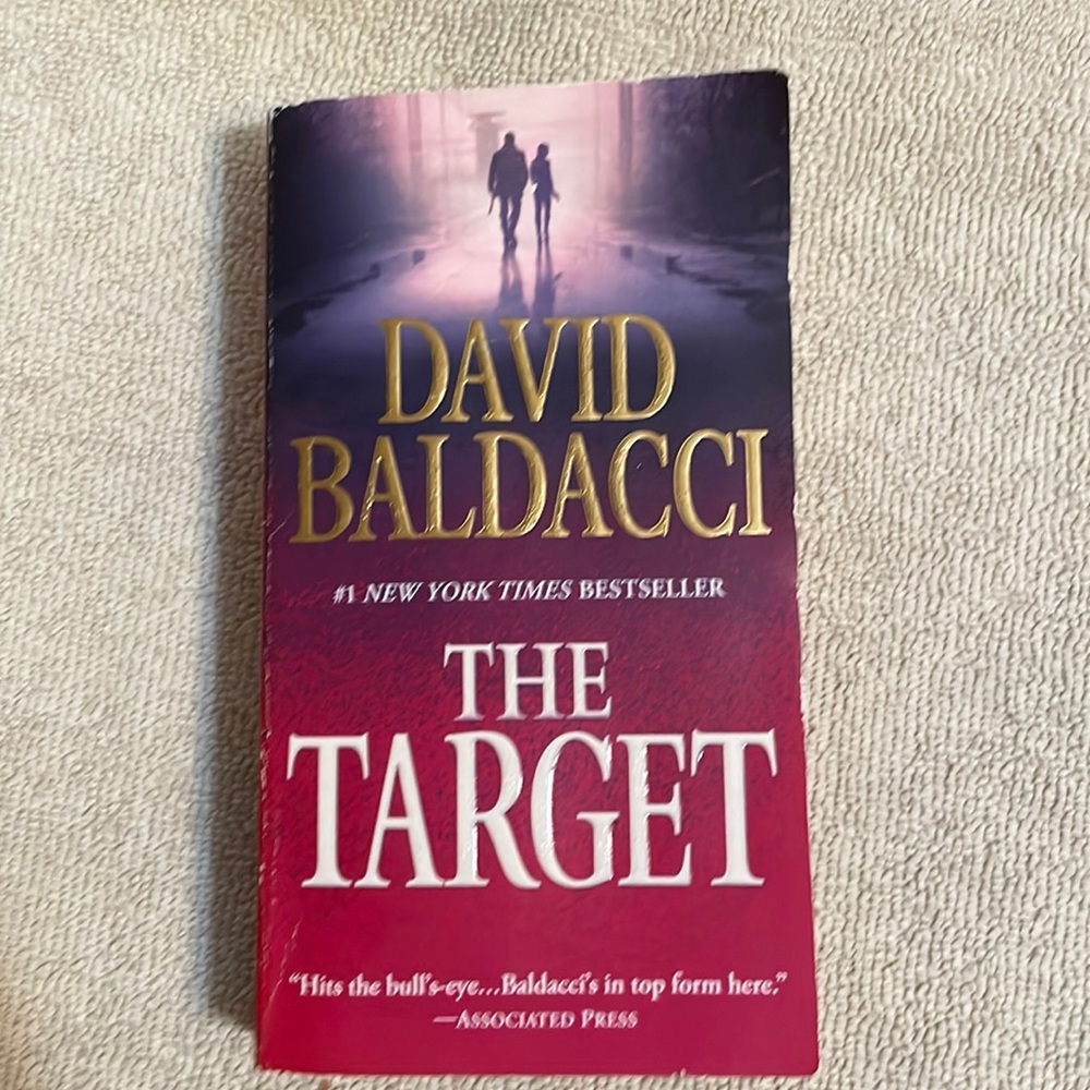 📚2/$6  The Target #3 in the Will Roble Series